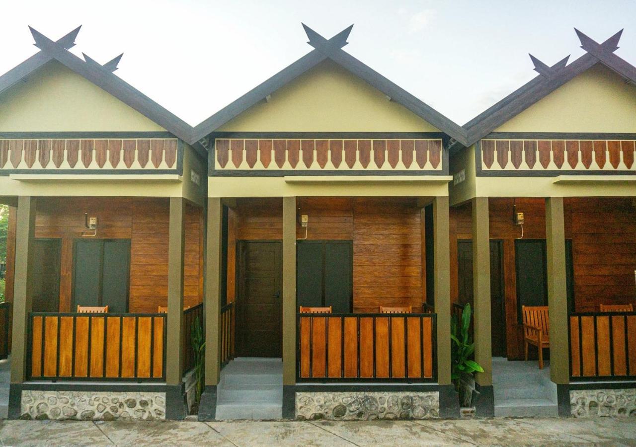 Grand Khalifah Guesthouse Sumbawa Exteriér fotografie